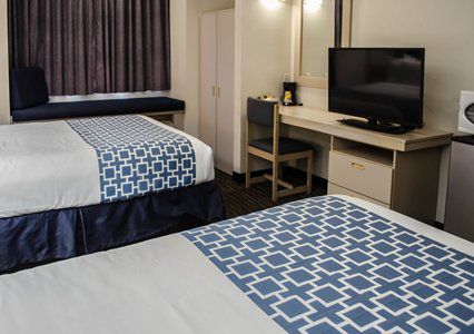 Hotel Super 8 By Wyndham Pensacola