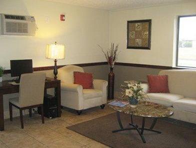 Hotel Super 8 By Wyndham Pensacola 2*