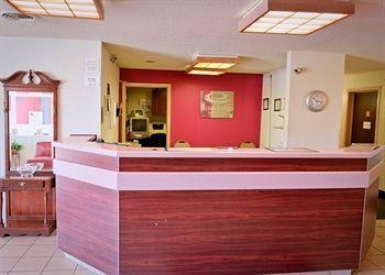 Super 8 By Wyndham Pensacola Hotel 2*
