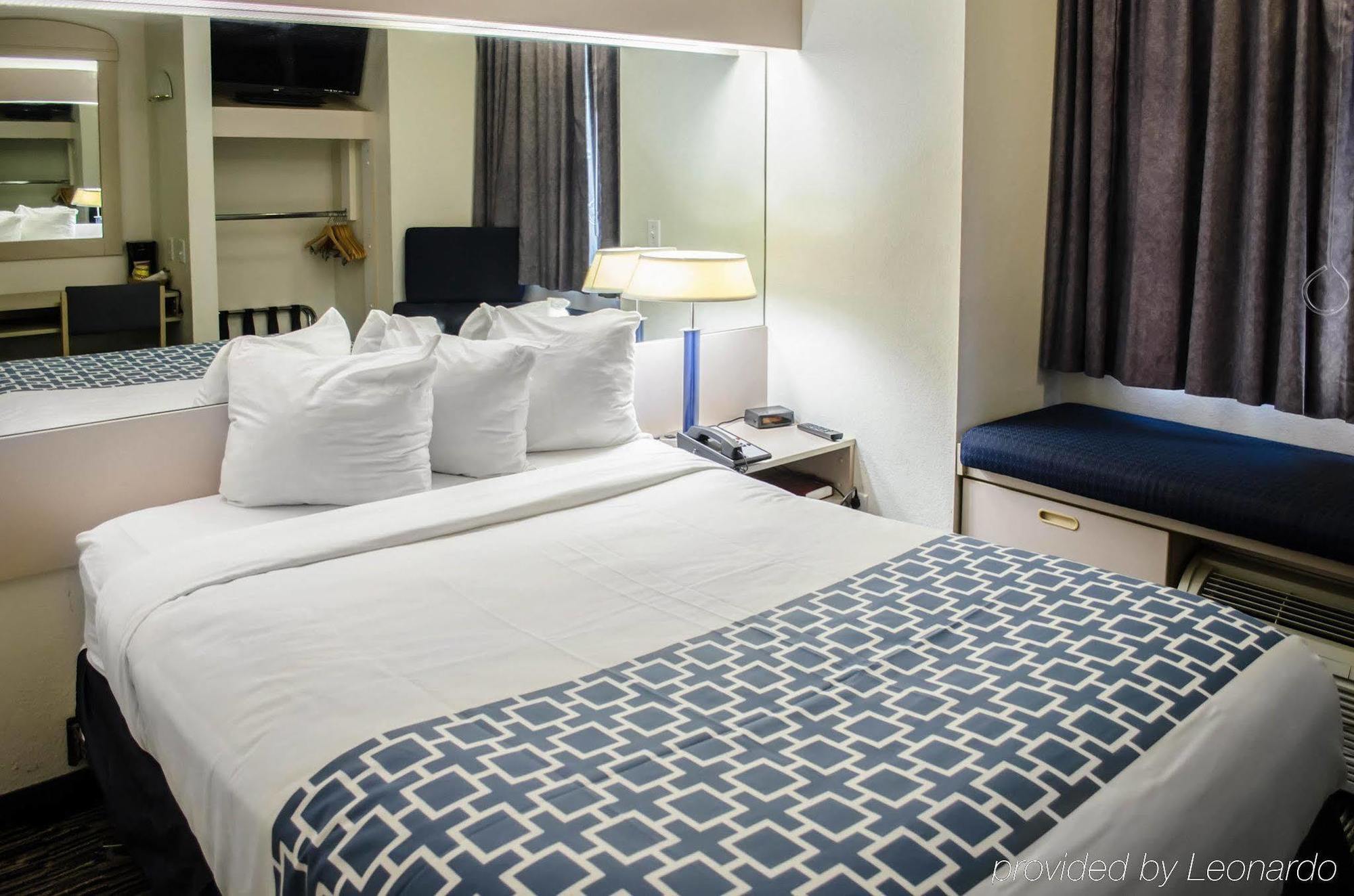 Super 8 By Wyndham Pensacola 2* Ferry Pass